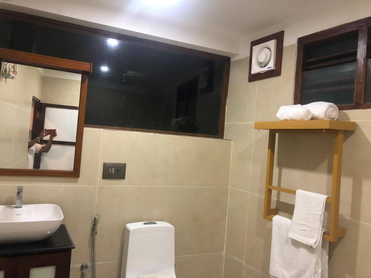 Anitha'S Garden Stay Kovalam Bagian luar foto